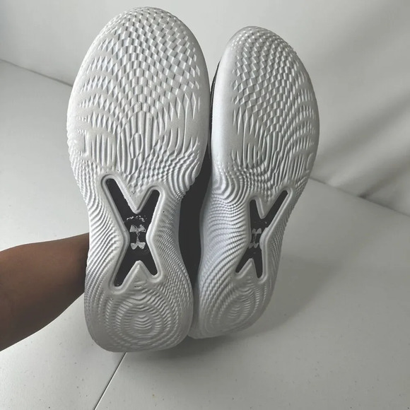 Under Armour Unisex Curry 10 Team Flow Basketball Shoes Black Men’s 15 Wo’s 16.5 - Picture 8 of 16